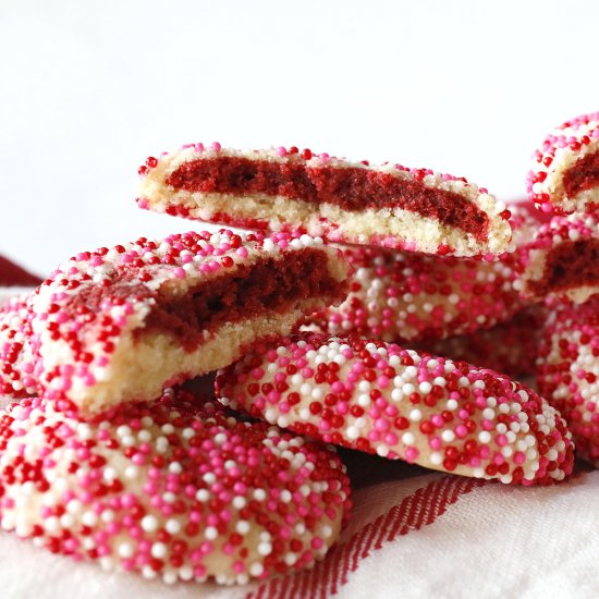 Red Velvet Stuffed Cookies