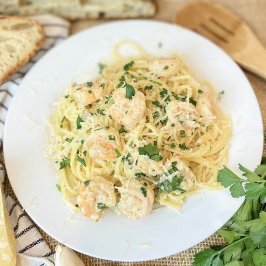 Creamy Garlic Shrimp Pasta