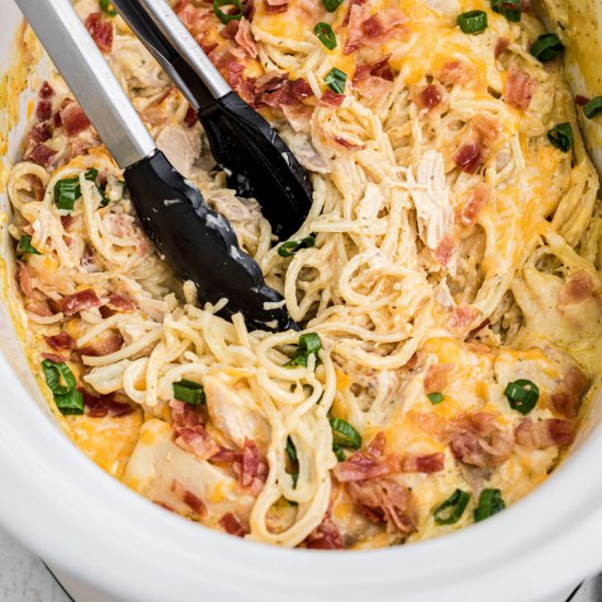 Crock Pot Ranch Chicken Spaghetti