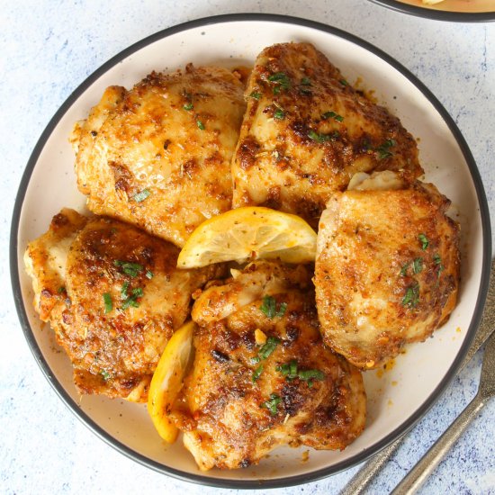 QUICK CHICKEN THIGH TRAY BAKE