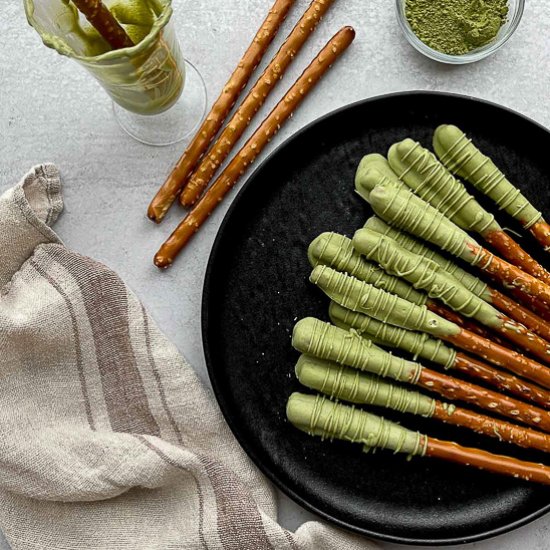 Chocolate Matcha Dipped Pretzels