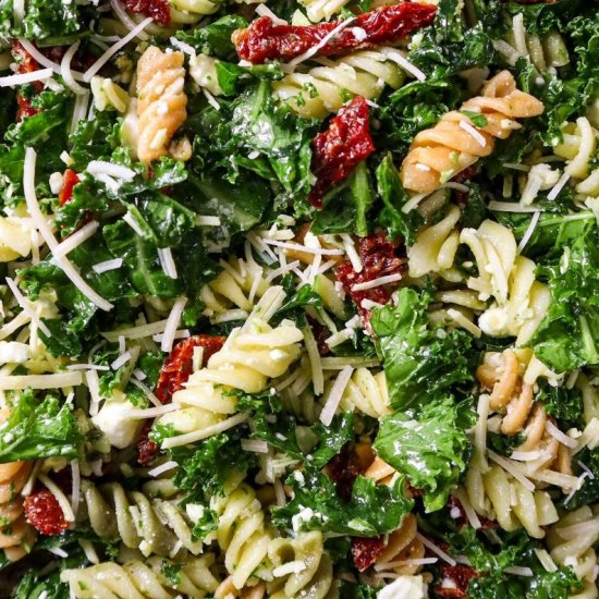 Mediterranean Kale Pasta Salad