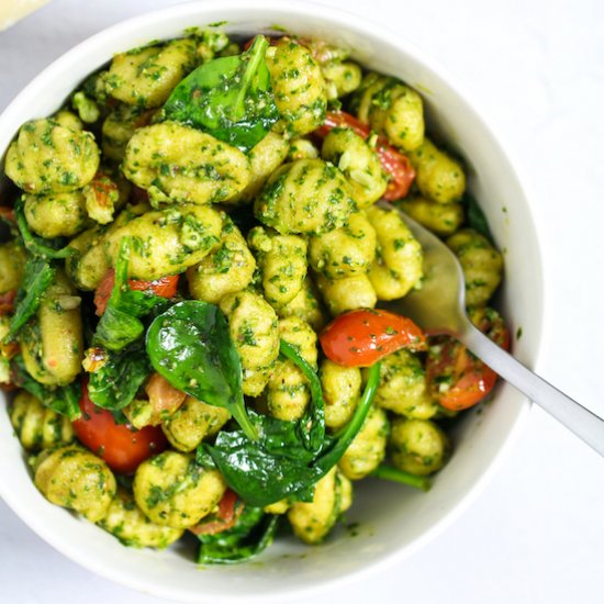 Air-Fryer Gnocchi with Pesto