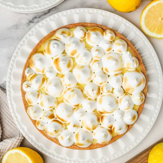 Lemon Curd tart with meringue