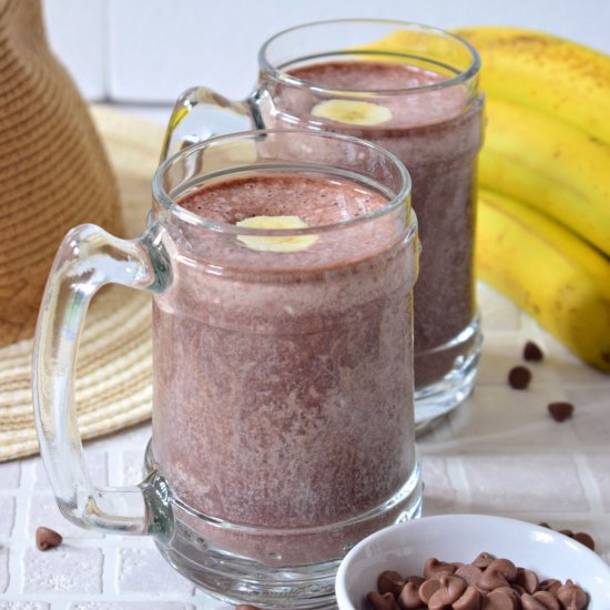 Healthy chocolate banana smoothie