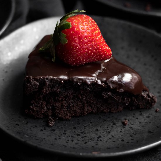 Vegan Flourless Chocolate Cake