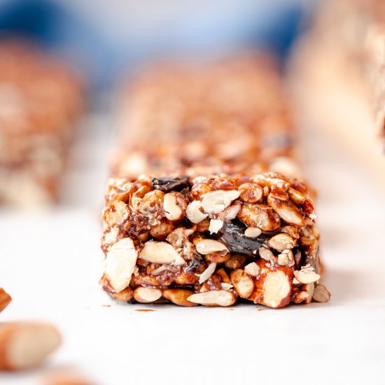 ALMOND CHERRY PEPITA GRANOLA BARS