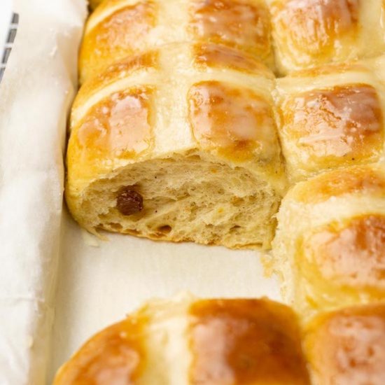 Hot cross buns