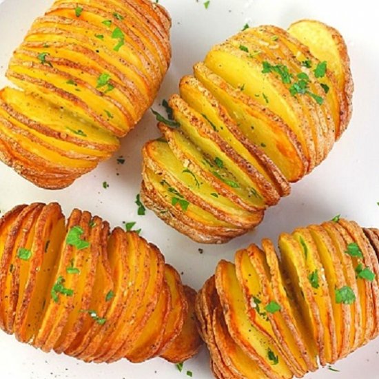 air fryer Hasselback potatoes