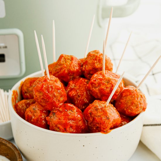 Crockpot Buffalo Ranch Meatballs