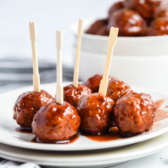 Crockpot Grape Jelly Meatballs