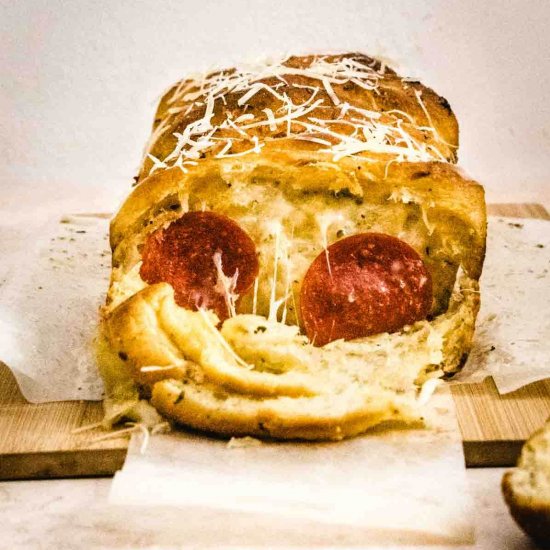 Pull Apart Pizza Bread