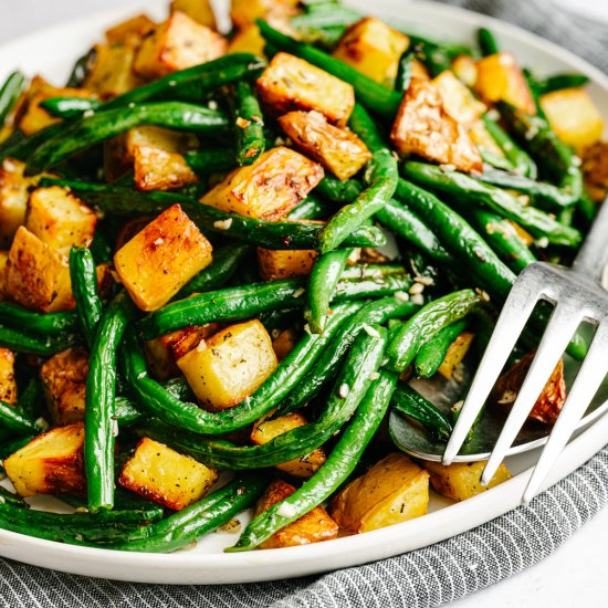 Roasted Green Beans and Potatoes