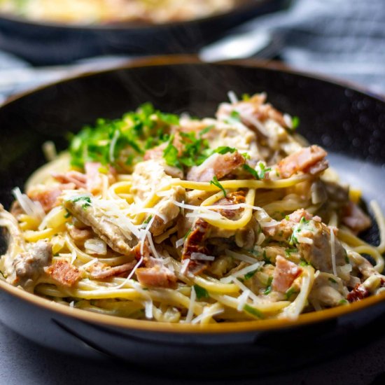 Creamy Chicken And Bacon Pasta