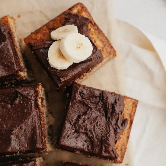 Banana Cake with Chocolate Frosting