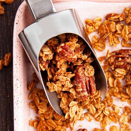 Easy Maple Pecan Granola