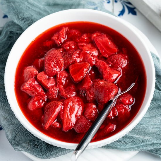 Easy Strawberry Compote