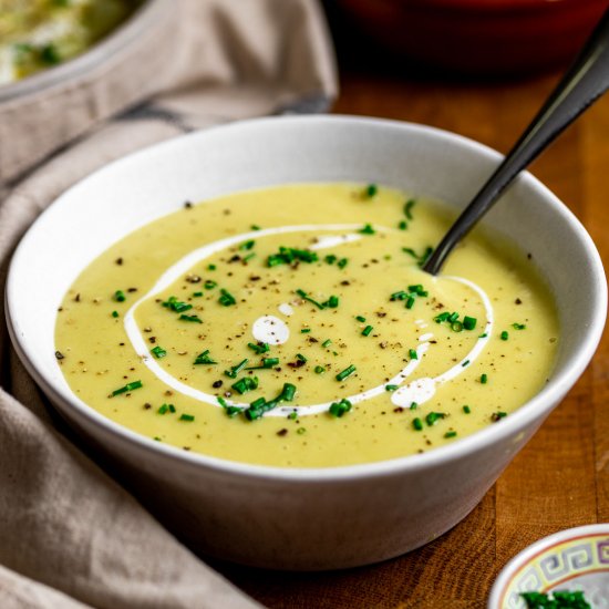 Vegan Leek & Potato Soup