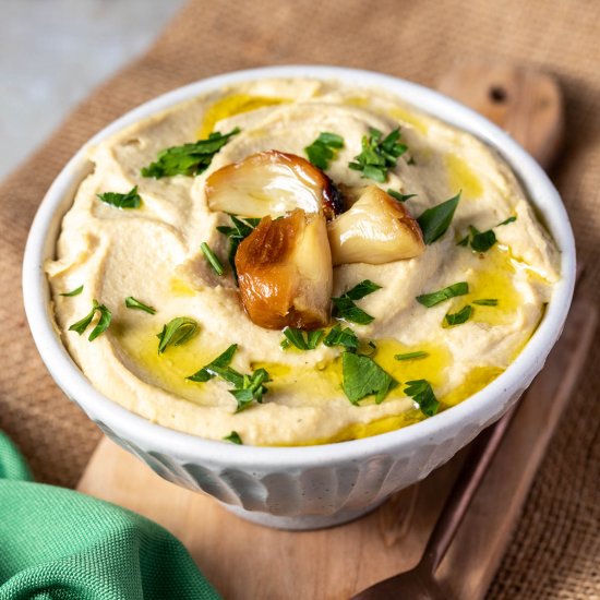 Roasted Garlic Hummus