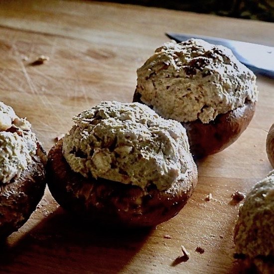 Linguica Stuffed Mushrooms