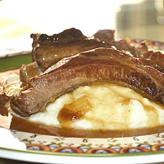 Spare Ribs with Garlic Mash