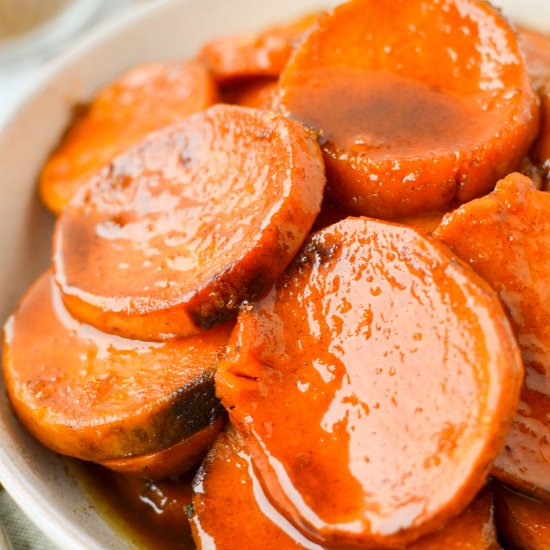 Slow Cooker Glazed Sweet Potatoes