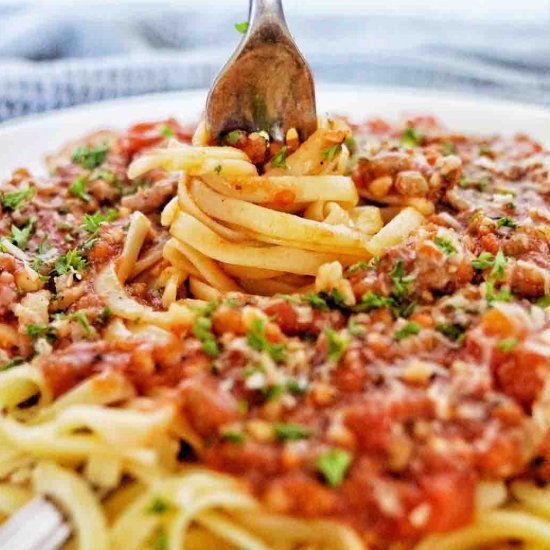 Linguine Bolognese