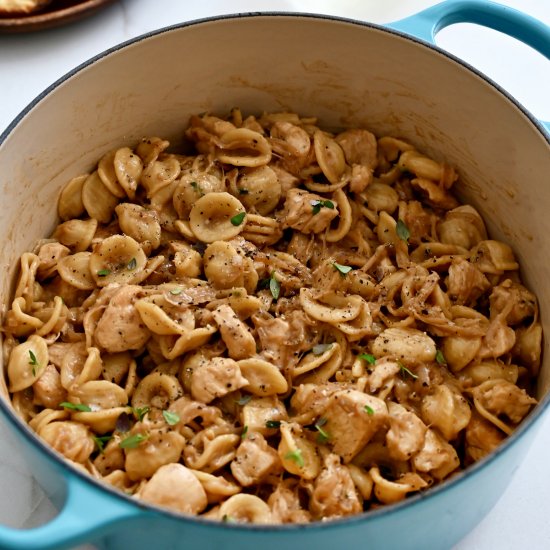 French Onion Pasta with Chicken