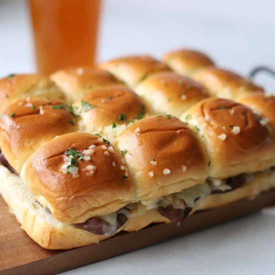 Hot Roast Beef Sliders