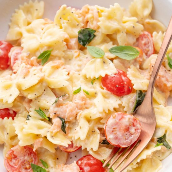 Smoked Salmon Pasta