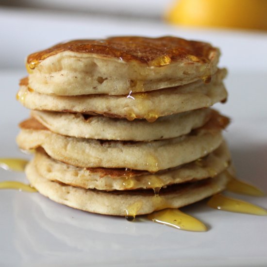 Fluffy Lemon Pancakes