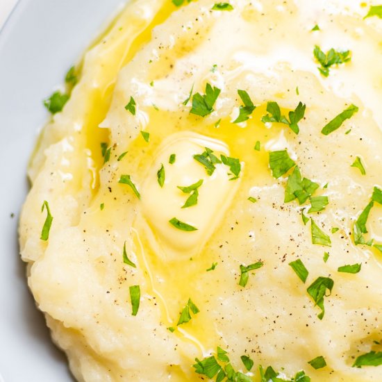 Instant Pot Garlic Mashed Potatoes