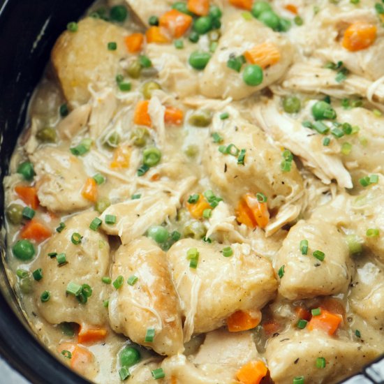 Slow Cooker Chicken and Dumplings