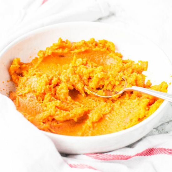 Mashed sweet potato in oven