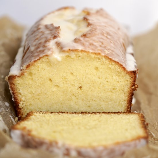 Lemon Sour Cream Pound Cake