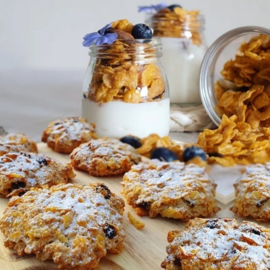 CRUNCHY CORNFLAKES & BLUEBERRY COOKIES