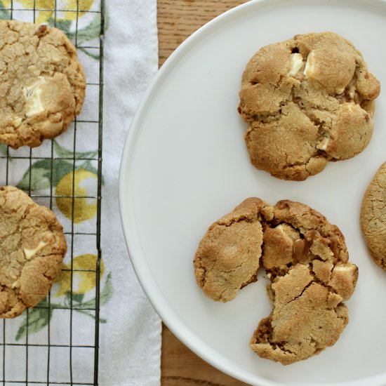 Biscoff Butter Stuffed Cookies