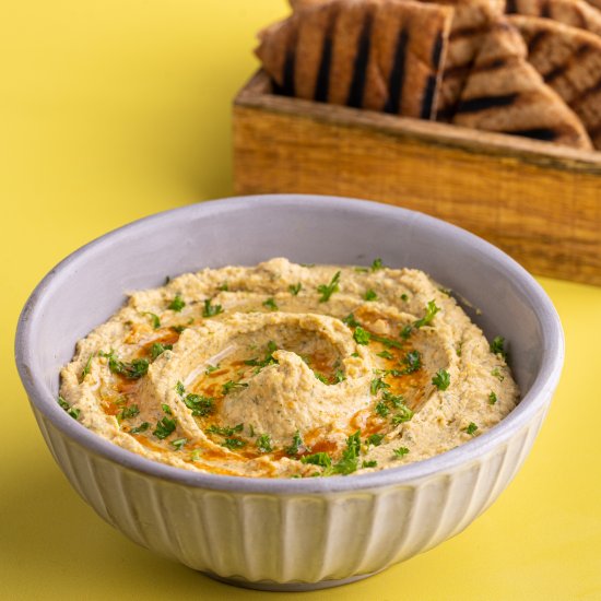 Buffalo Ranch Hummus