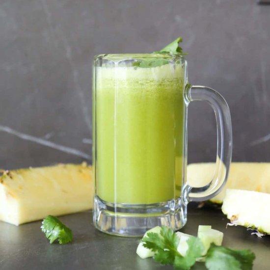 Pineapple and Cucumber Detox Juice