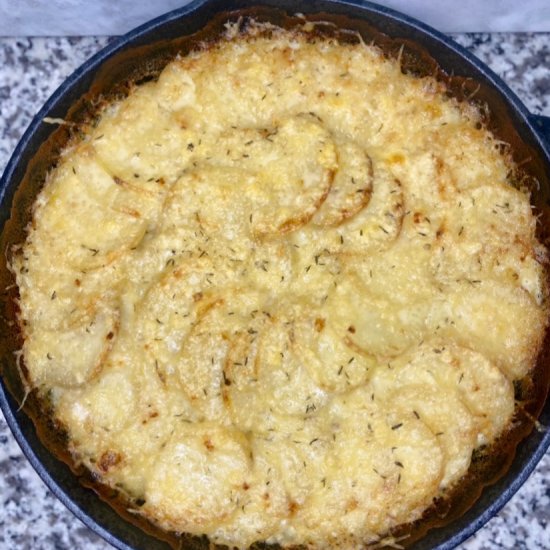 Gruyère and Parm Au Gratin Potatoes