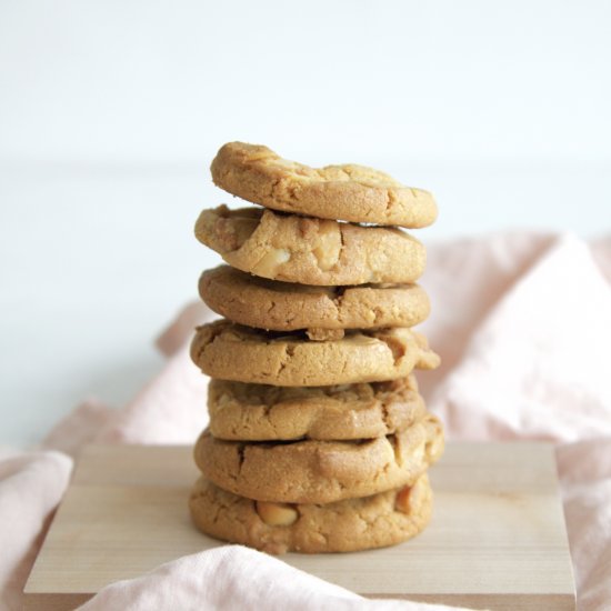 Caramel Macadamia Cookies