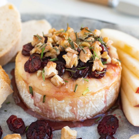 Baked Brie w/ Cranberries & Walnuts