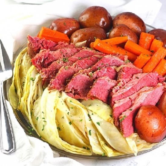 slow cooker corned beef and cabbage