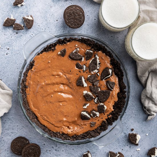 Rich Vegan Chocolate Oreo Pie