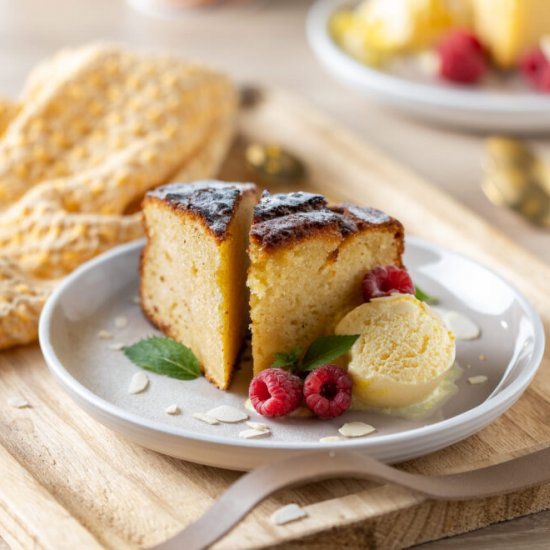 Yogurt cake with mango Froyo