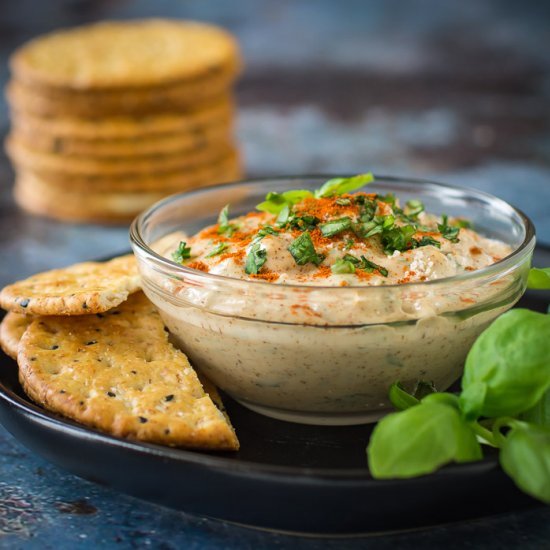 Creamy Chipotle Dip with Basil