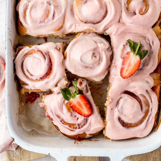 Strawberry Cinnamon Rolls