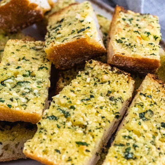 Vegan Garlic Bread