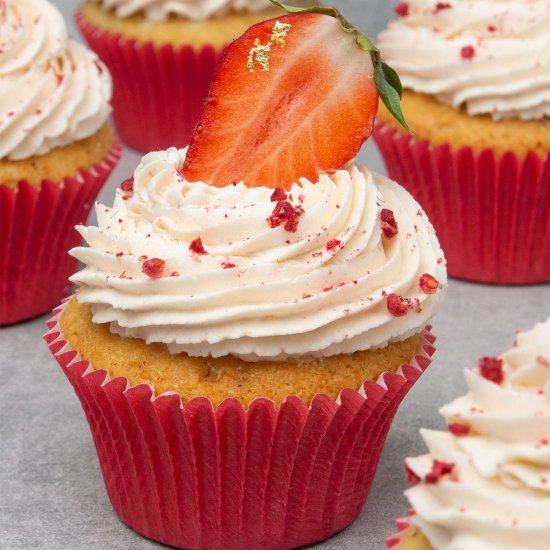 Strawberry filled cupcakes