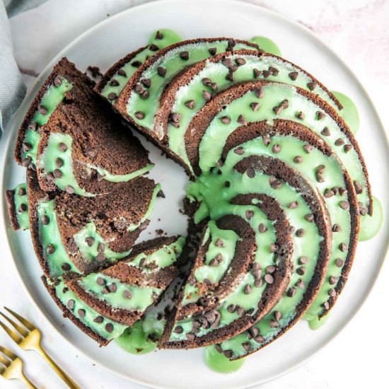 Mint Chocolate Chip Bundt Cake